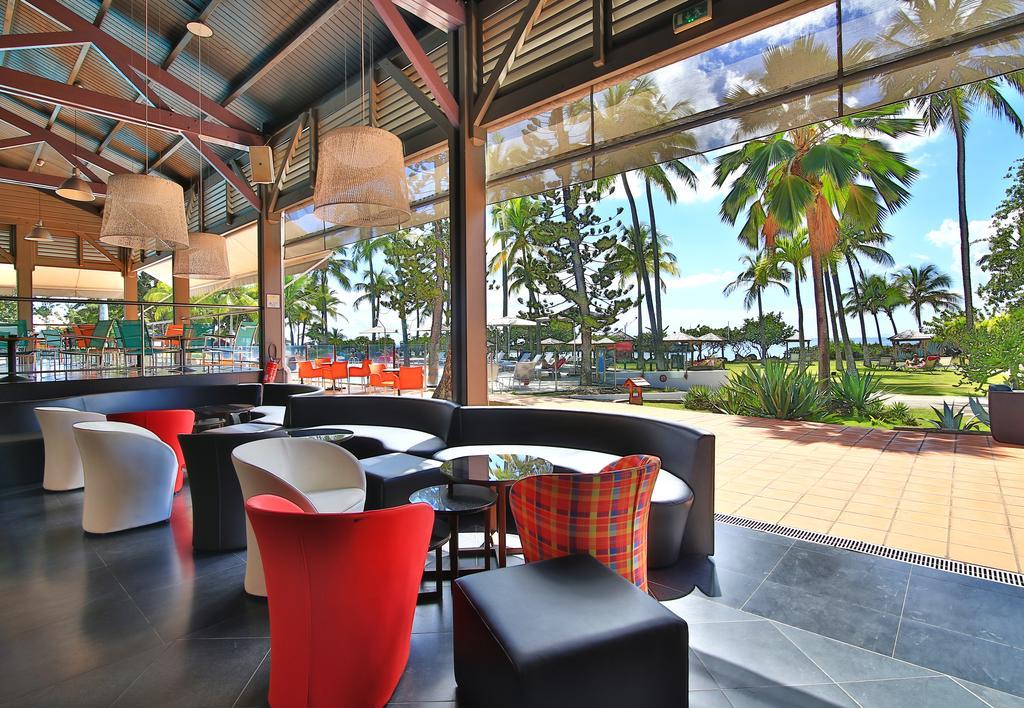 ลา เครโอล บีช โฮเต็ล แอนด์ สปา Hotel เลอโกซิเยร์ ภายนอก รูปภาพ