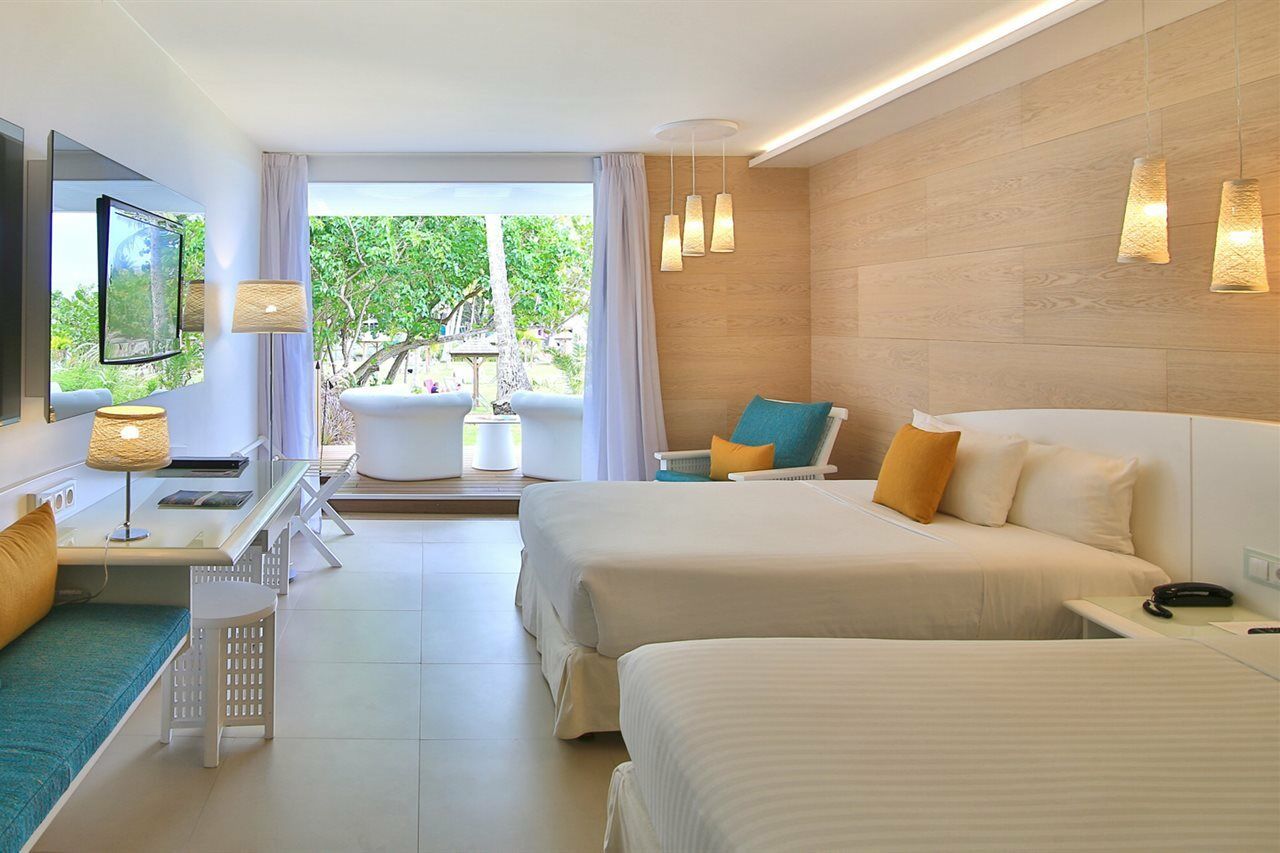 ลา เครโอล บีช โฮเต็ล แอนด์ สปา Hotel เลอโกซิเยร์ ภายนอก รูปภาพ